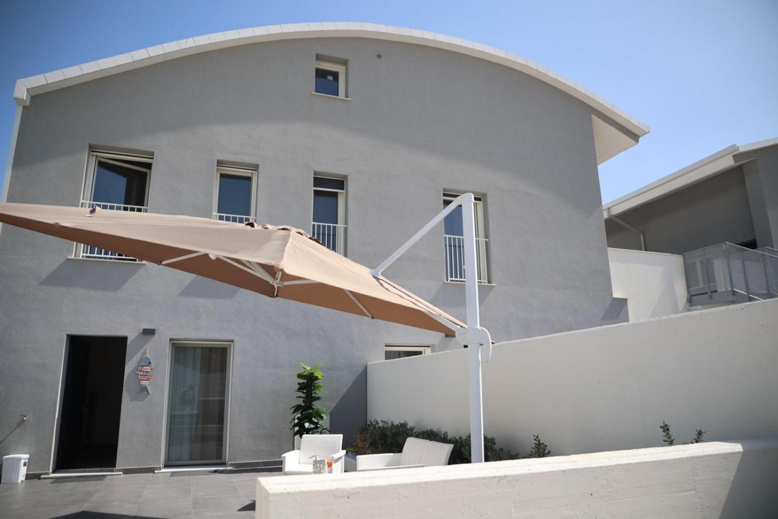 Domus Levante Apartment Bari Exterior photo